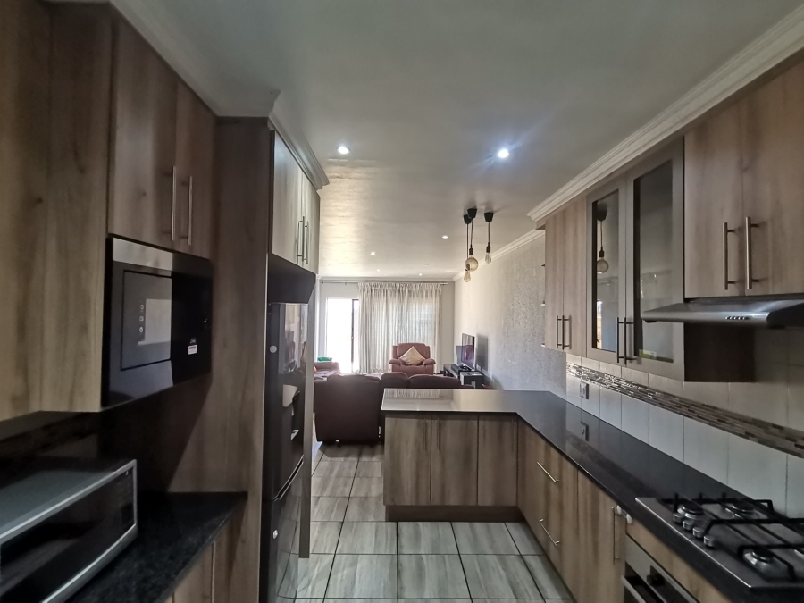 3 Bedroom Property for Sale in New Market Park Gauteng