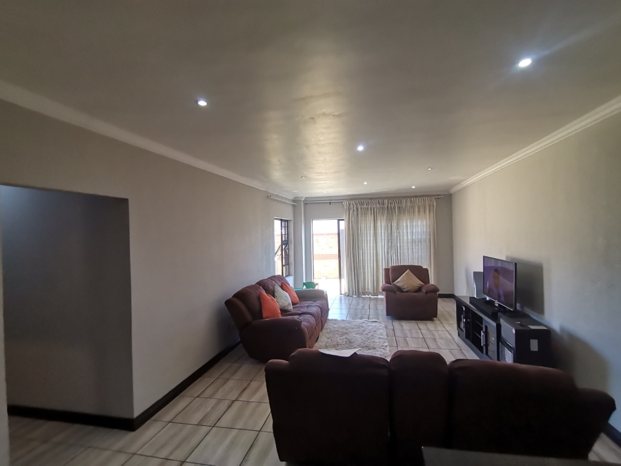 3 Bedroom Property for Sale in New Market Park Gauteng