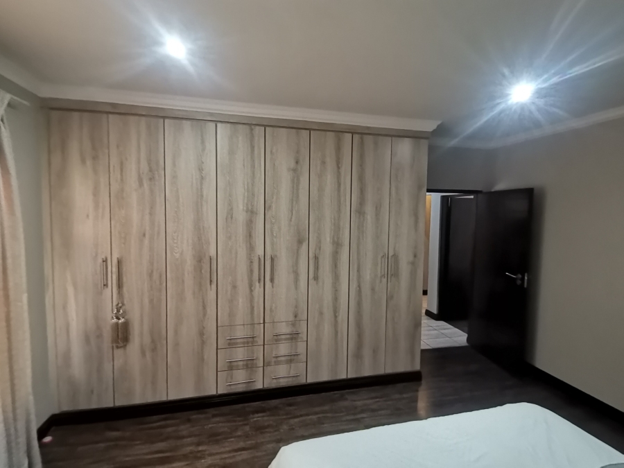 3 Bedroom Property for Sale in New Market Park Gauteng