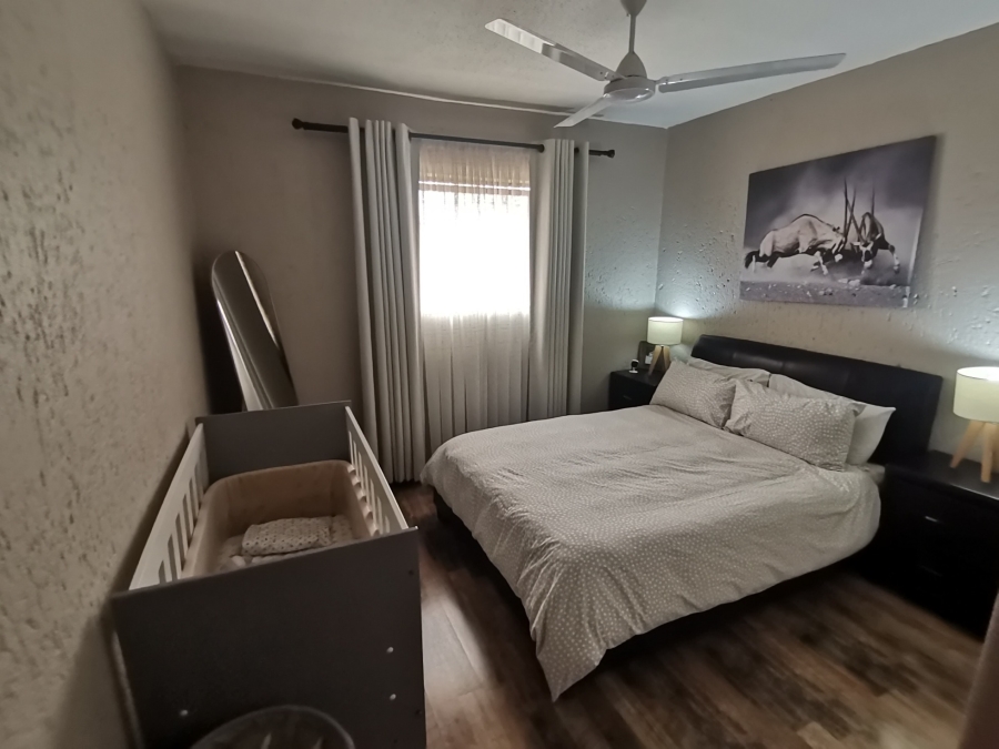 2 Bedroom Property for Sale in New Market Park Gauteng