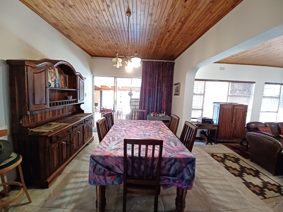 4 Bedroom Property for Sale in Vanderbijlpark SE 2 Gauteng