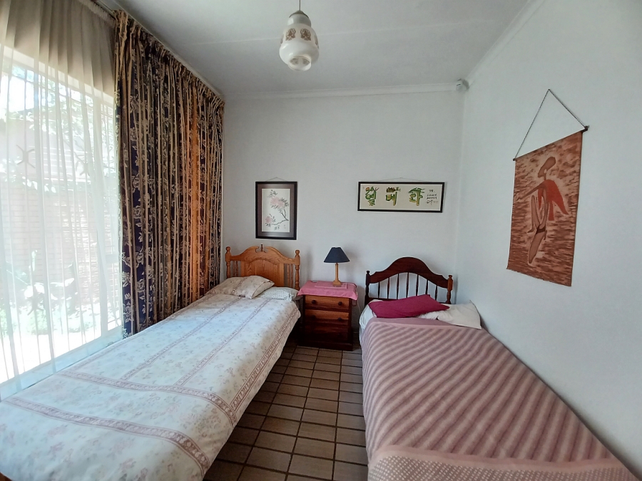 4 Bedroom Property for Sale in Vanderbijlpark SE 2 Gauteng