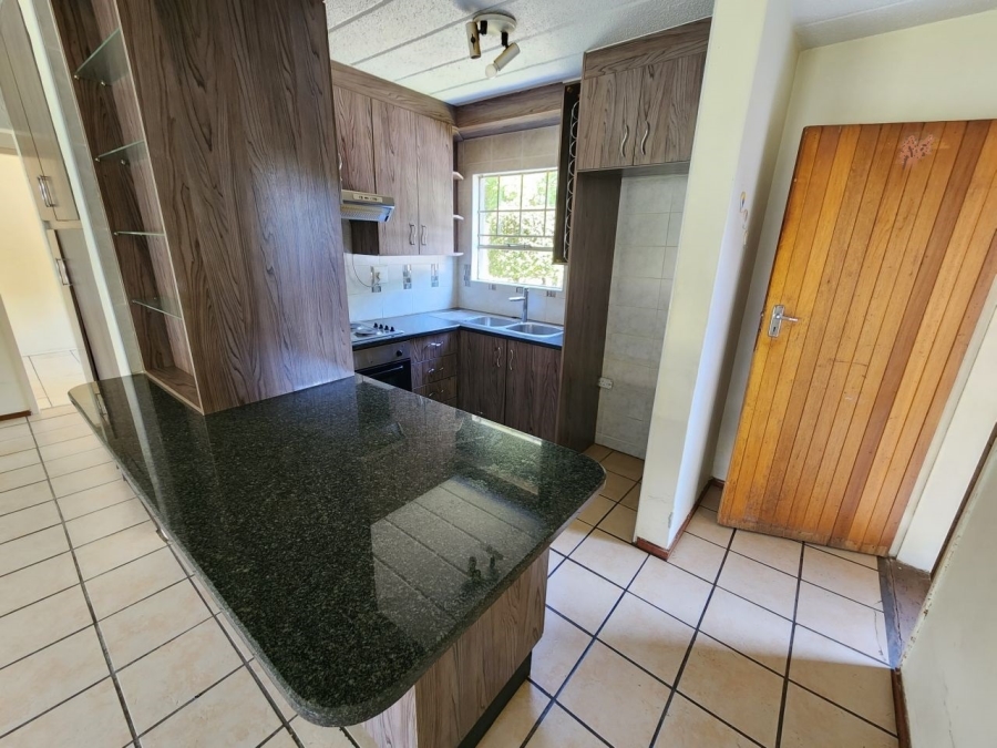 2 Bedroom Property for Sale in Ravenswood Gauteng