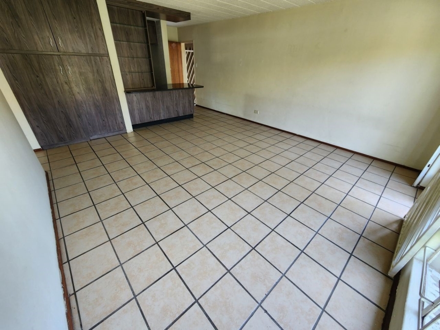 2 Bedroom Property for Sale in Ravenswood Gauteng