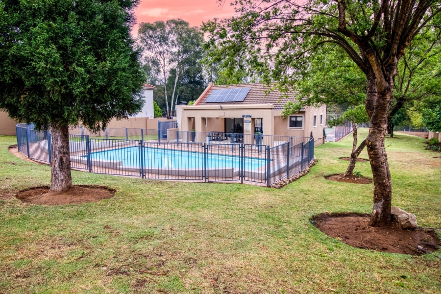 3 Bedroom Property for Sale in Douglasdale Gauteng