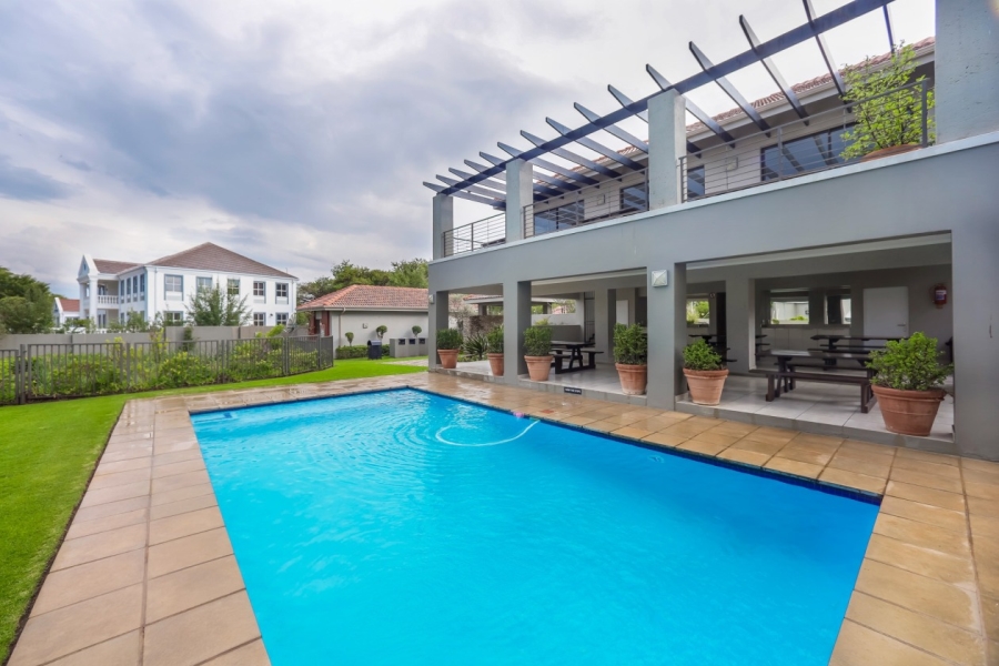 To Let 2 Bedroom Property for Rent in Fourways Gauteng