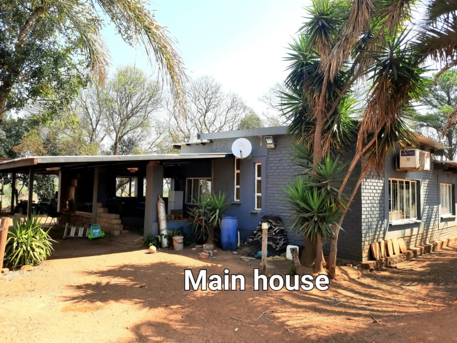 4 Bedroom Property for Sale in Pretoria North Gauteng