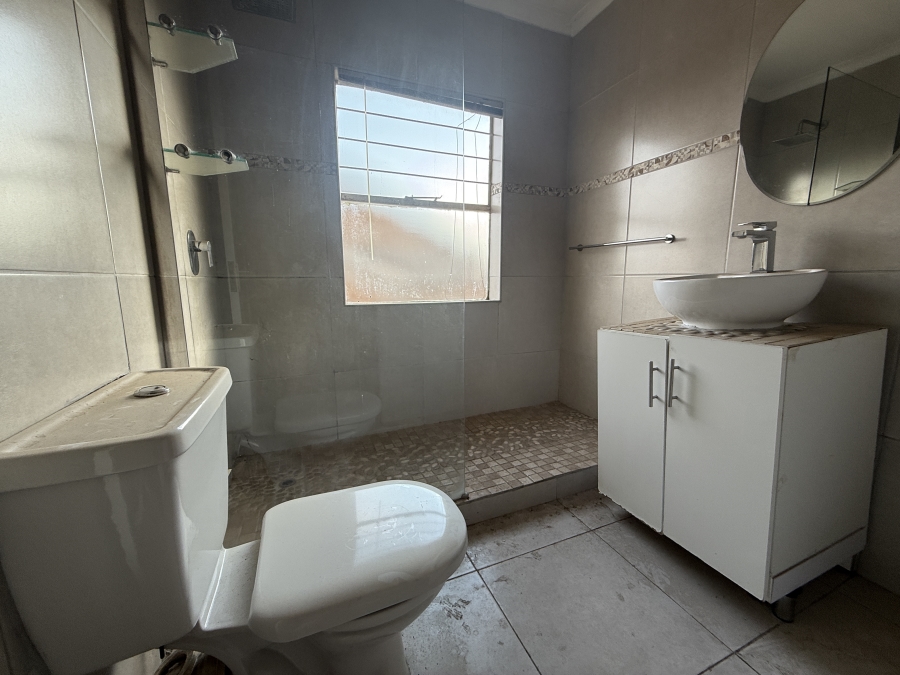 3 Bedroom Property for Sale in Honeydew Gauteng