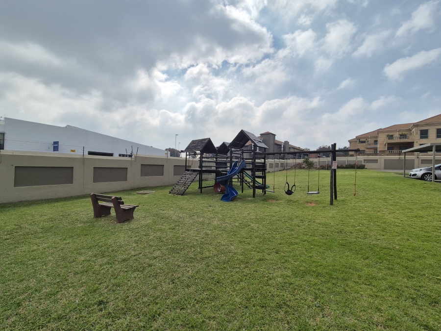 2 Bedroom Property for Sale in Oriel Gauteng