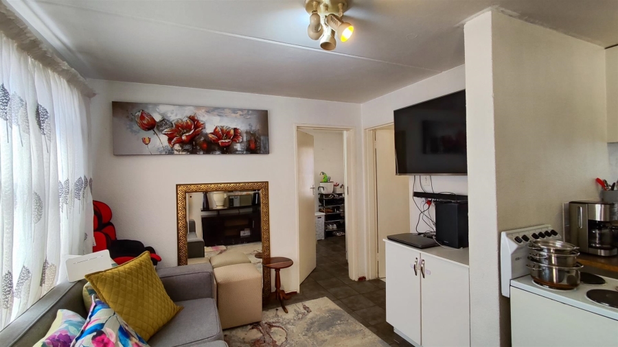 1 Bedroom Property for Sale in Eden Glen Gauteng