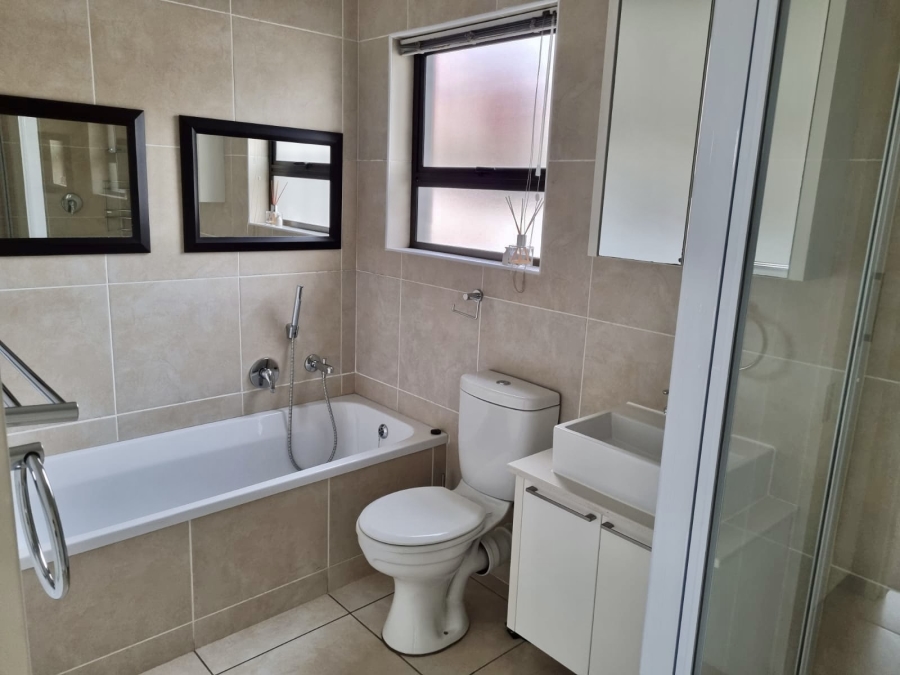 1 Bedroom Property for Sale in Barbeque Downs Gauteng