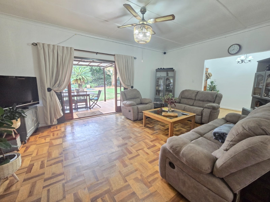 3 Bedroom Property for Sale in Hurlyvale Gauteng