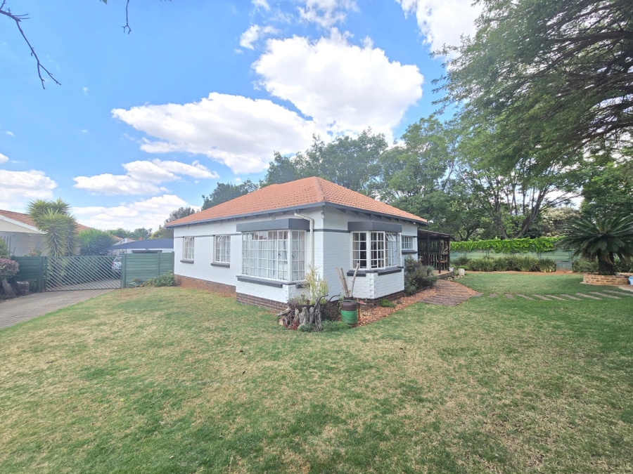 3 Bedroom Property for Sale in Hurlyvale Gauteng