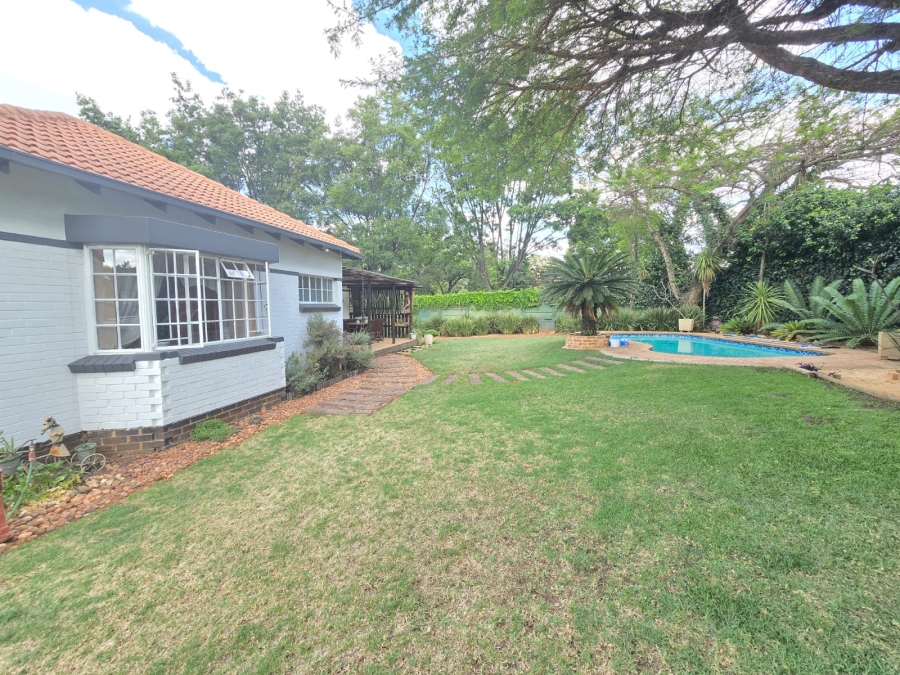 3 Bedroom Property for Sale in Hurlyvale Gauteng