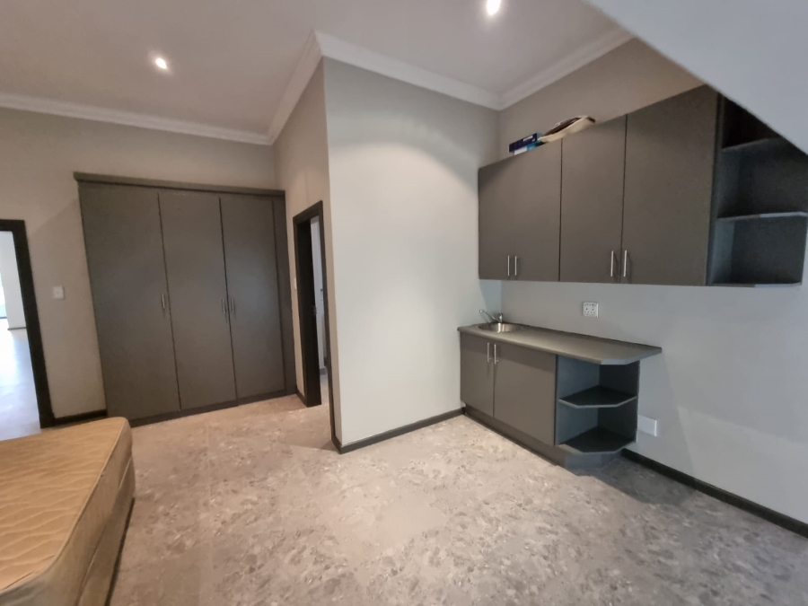 To Let 3 Bedroom Property for Rent in Bryanston Gauteng