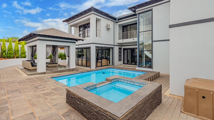 5 Bedroom Property for Sale in The Wilds Gauteng