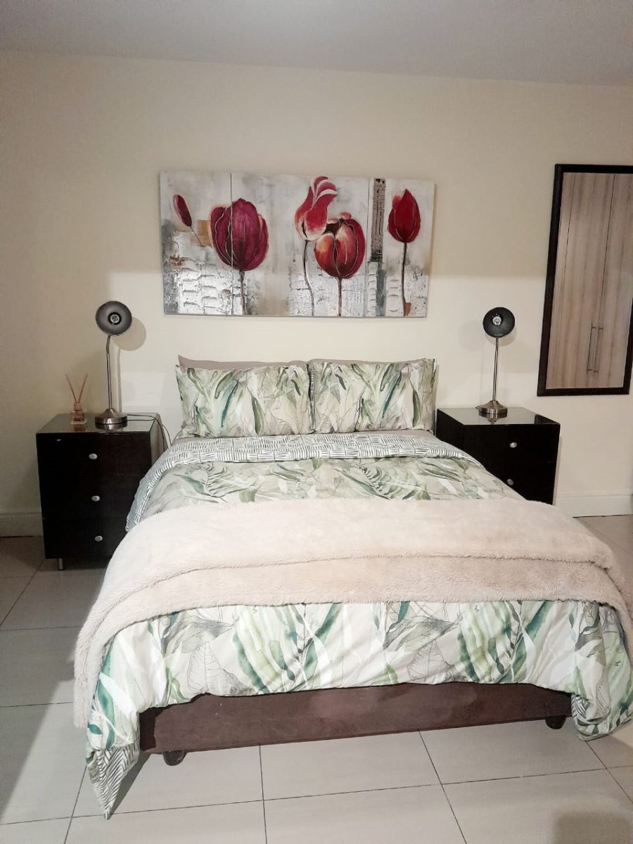 To Let 1 Bedroom Property for Rent in Sandown Gauteng