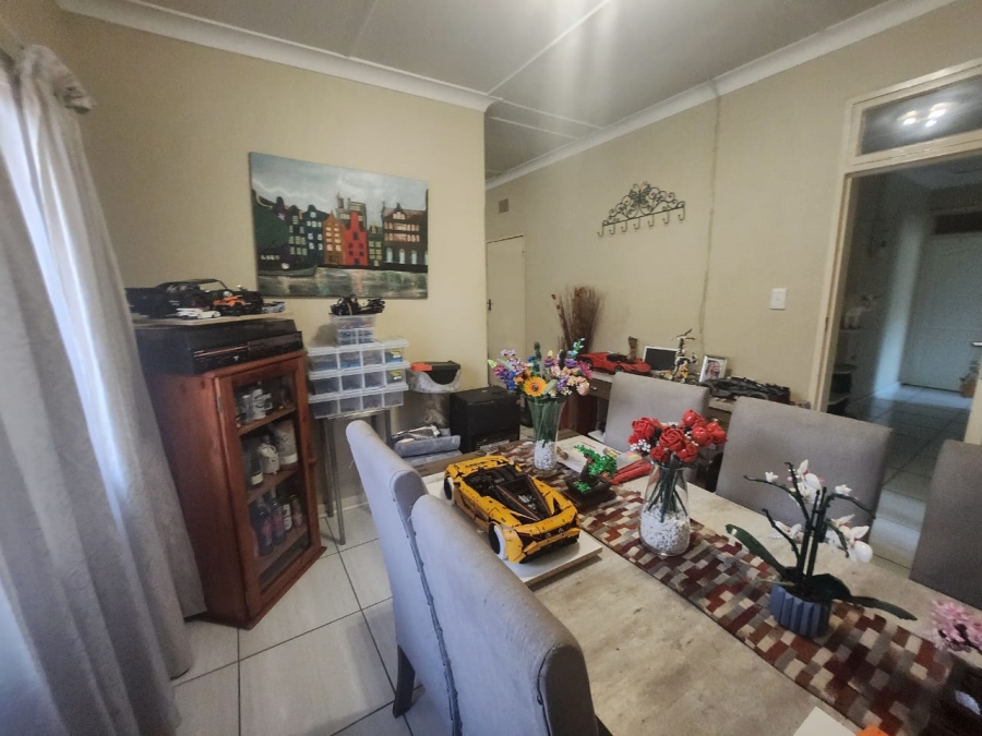 To Let 3 Bedroom Property for Rent in Parkrand Gauteng