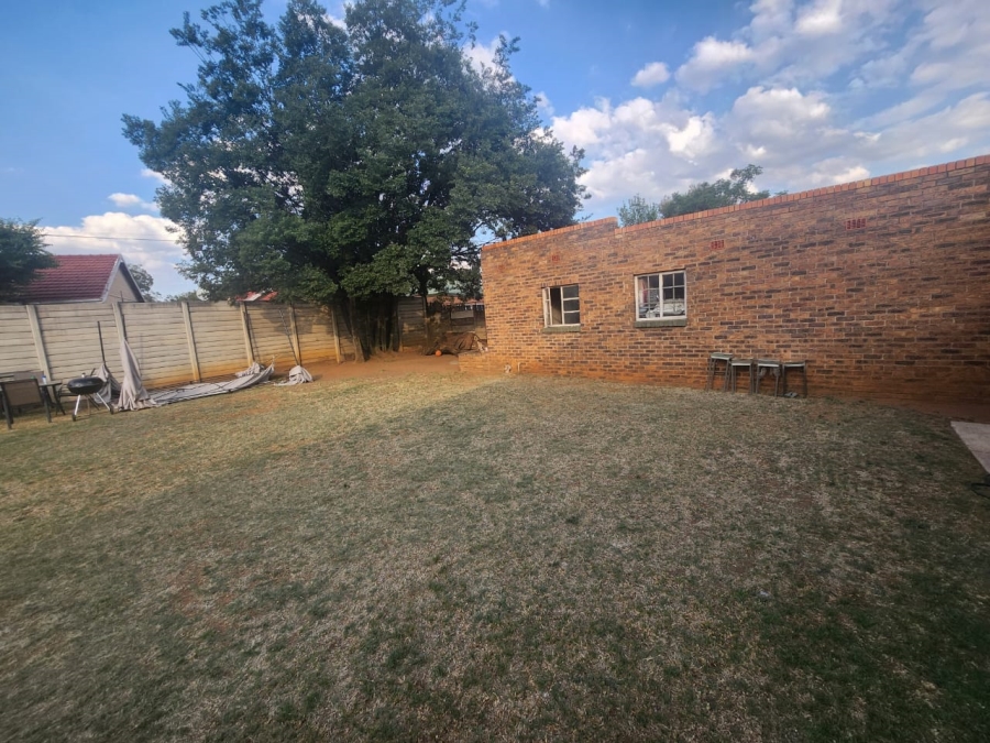 To Let 3 Bedroom Property for Rent in Parkrand Gauteng