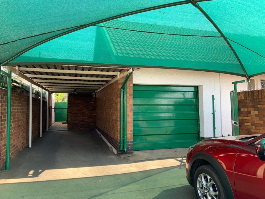 To Let 3 Bedroom Property for Rent in Hazeldene Gauteng