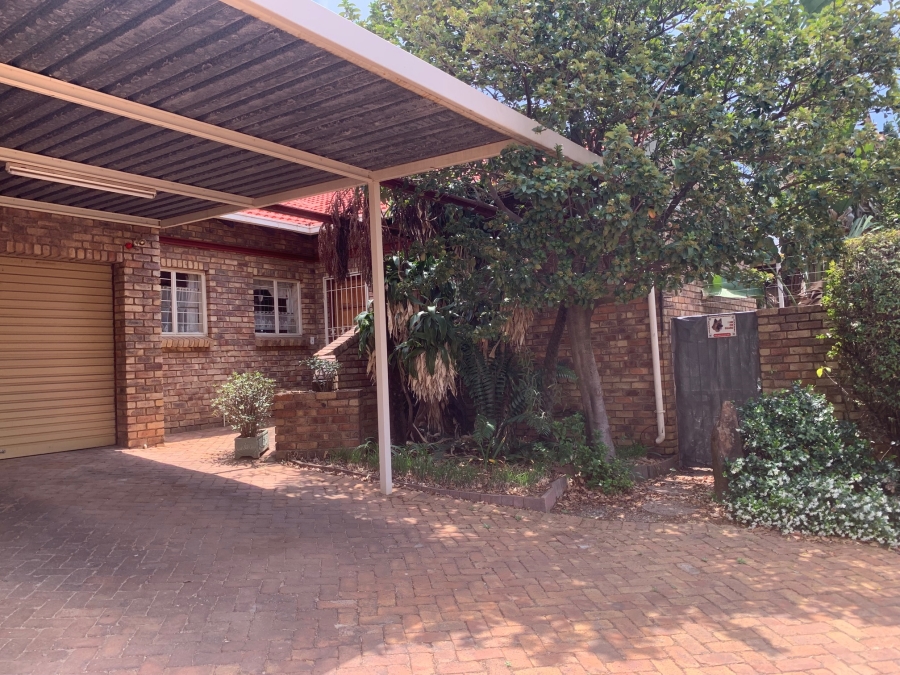 3 Bedroom Property for Sale in Moreleta Park Gauteng