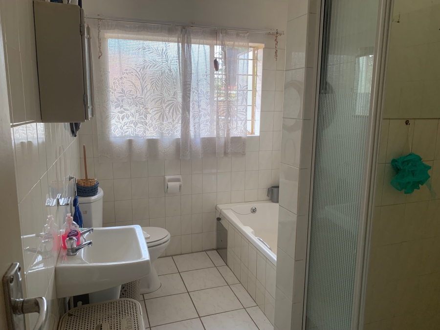 3 Bedroom Property for Sale in Moreleta Park Gauteng