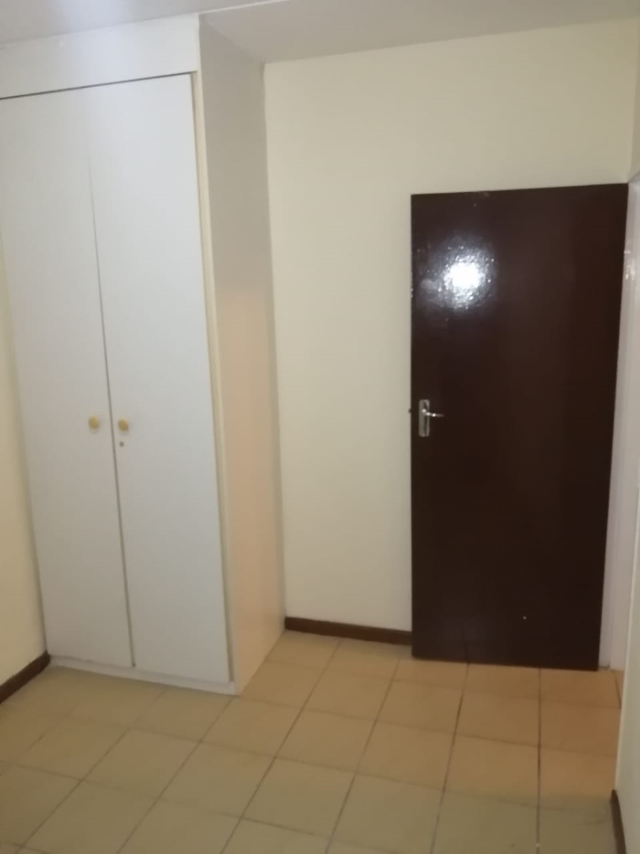 To Let 2 Bedroom Property for Rent in Buccleuch Gauteng