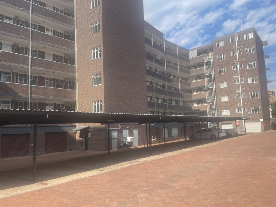 2 Bedroom Property for Sale in Sunnyside Gauteng