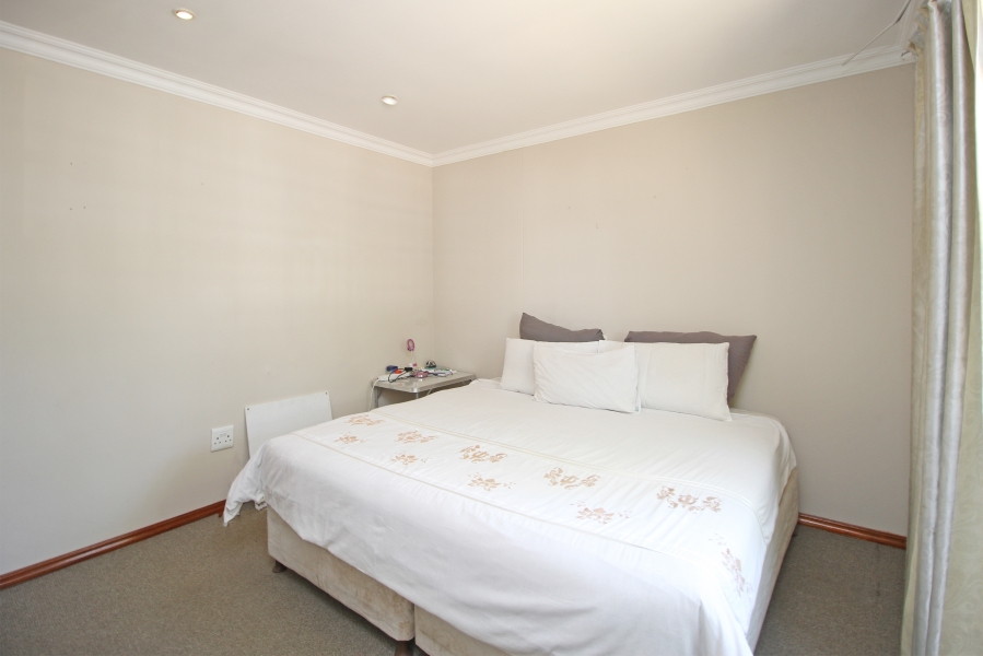 To Let 3 Bedroom Property for Rent in Sharonlea Gauteng