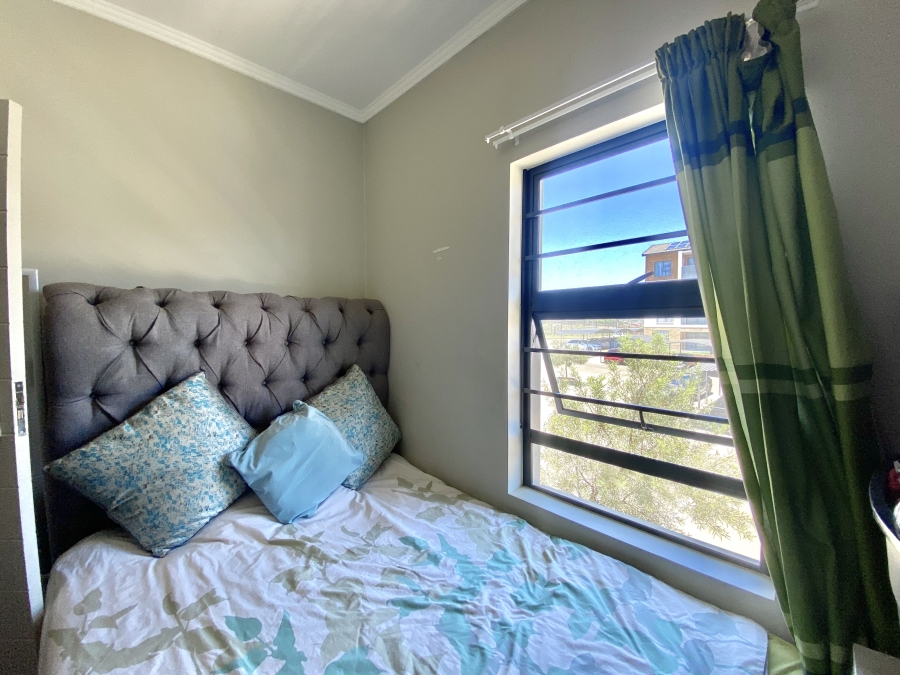 To Let 3 Bedroom Property for Rent in Amberfield Gauteng