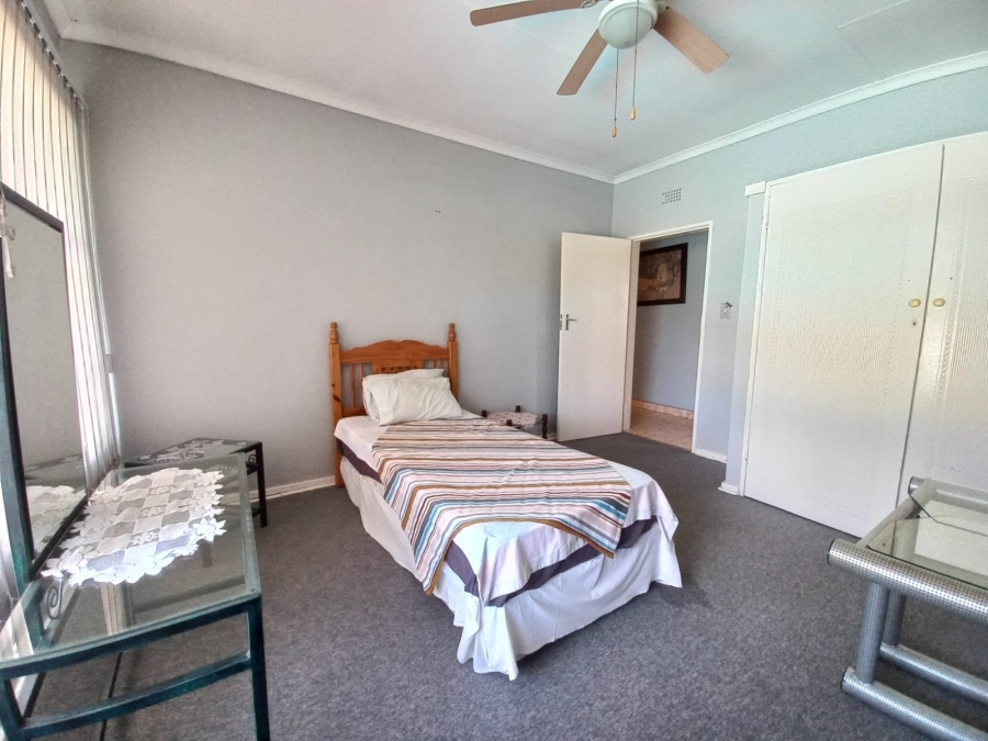 5 Bedroom Property for Sale in Petersfield Gauteng