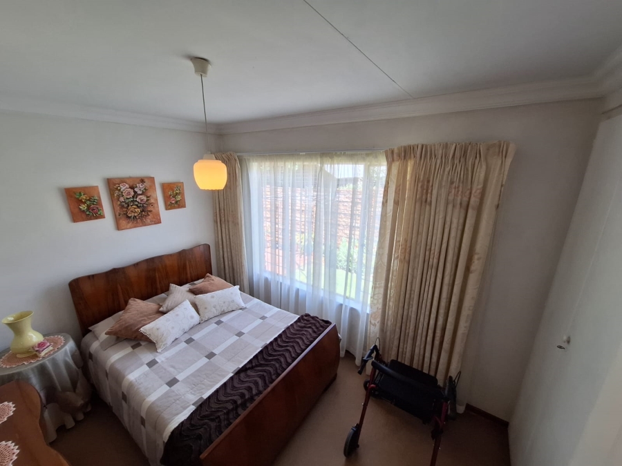 3 Bedroom Property for Sale in Eldoraigne Gauteng