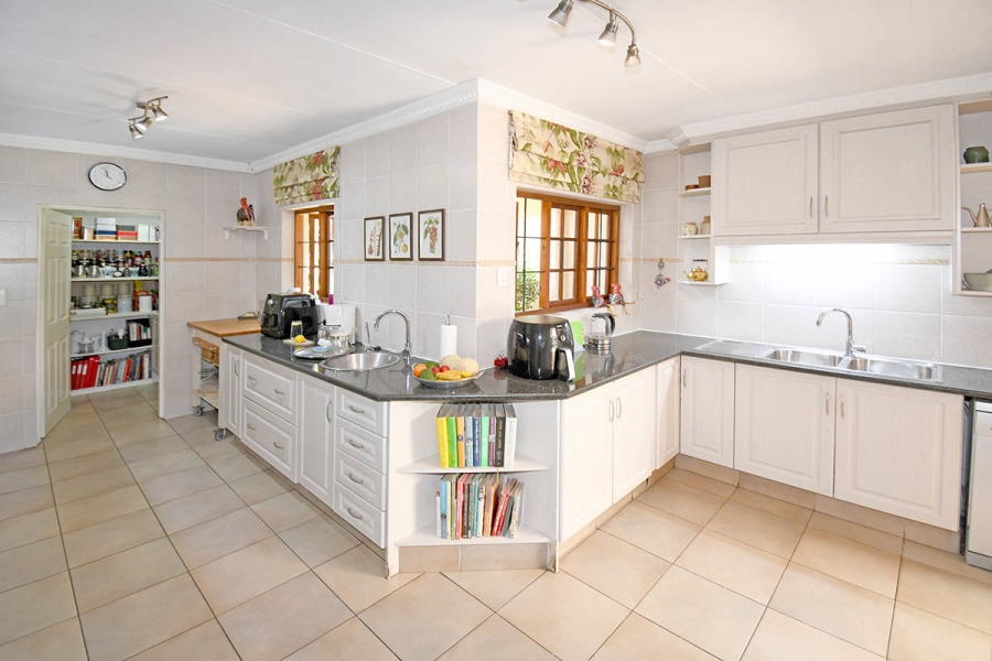 3 Bedroom Property for Sale in Willowild Gauteng