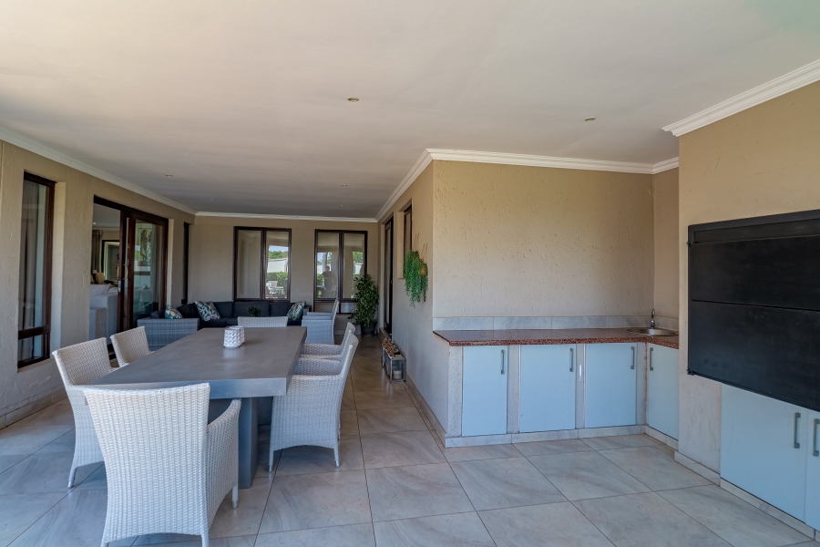 3 Bedroom Property for Sale in Silver Lakes Golf Estate Gauteng