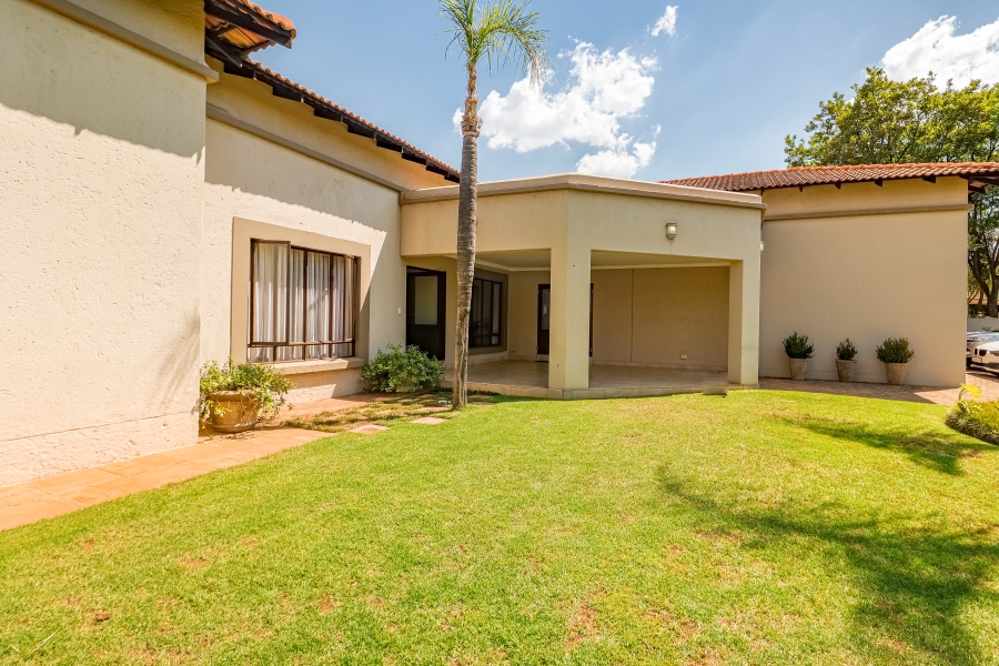 3 Bedroom Property for Sale in Silver Lakes Golf Estate Gauteng