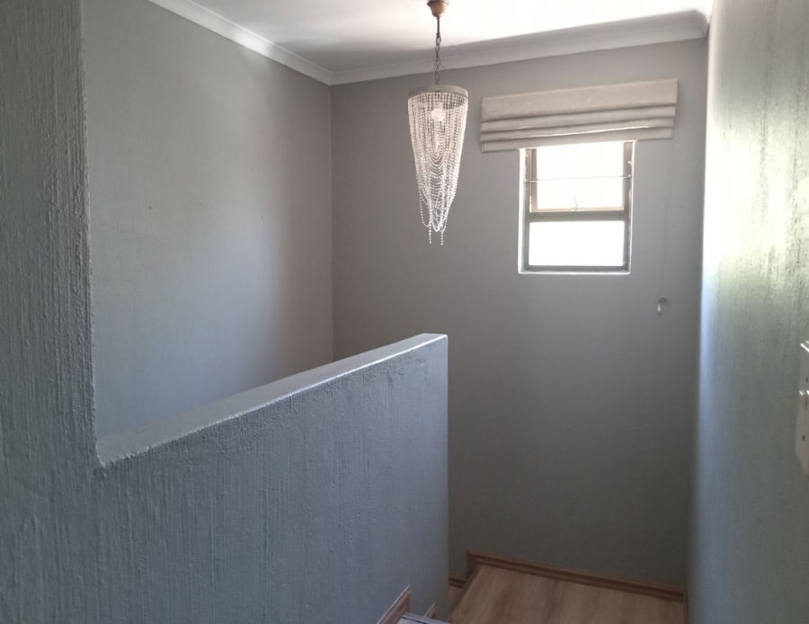 3 Bedroom Property for Sale in Ridgeway Gauteng