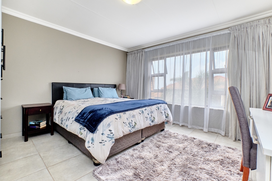 3 Bedroom Property for Sale in Noordheuwel Gauteng