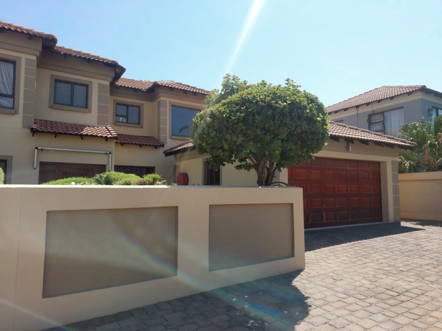 3 Bedroom Property for Sale in Sonneveld Gauteng