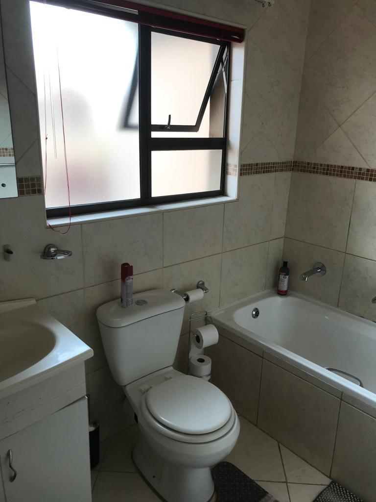 3 Bedroom Property for Sale in Sonneveld Gauteng