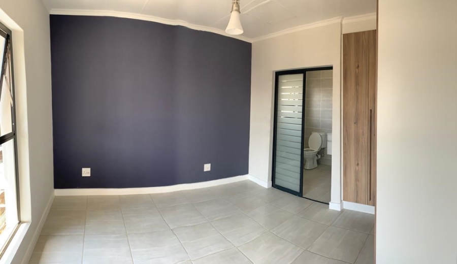 To Let 1 Bedroom Property for Rent in Waterfall Gauteng