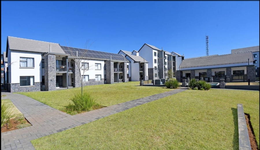 To Let 2 Bedroom Property for Rent in Glen Marais Gauteng