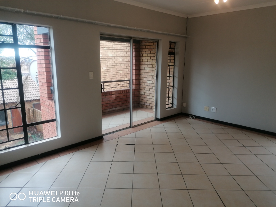 To Let 2 Bedroom Property for Rent in Equestria Gauteng