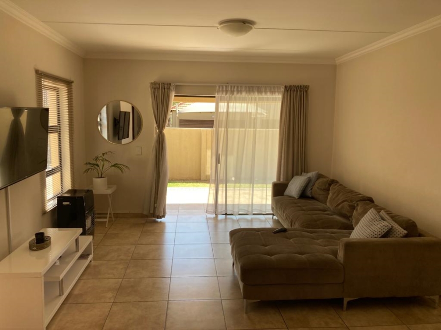 To Let 3 Bedroom Property for Rent in Equestria Gauteng