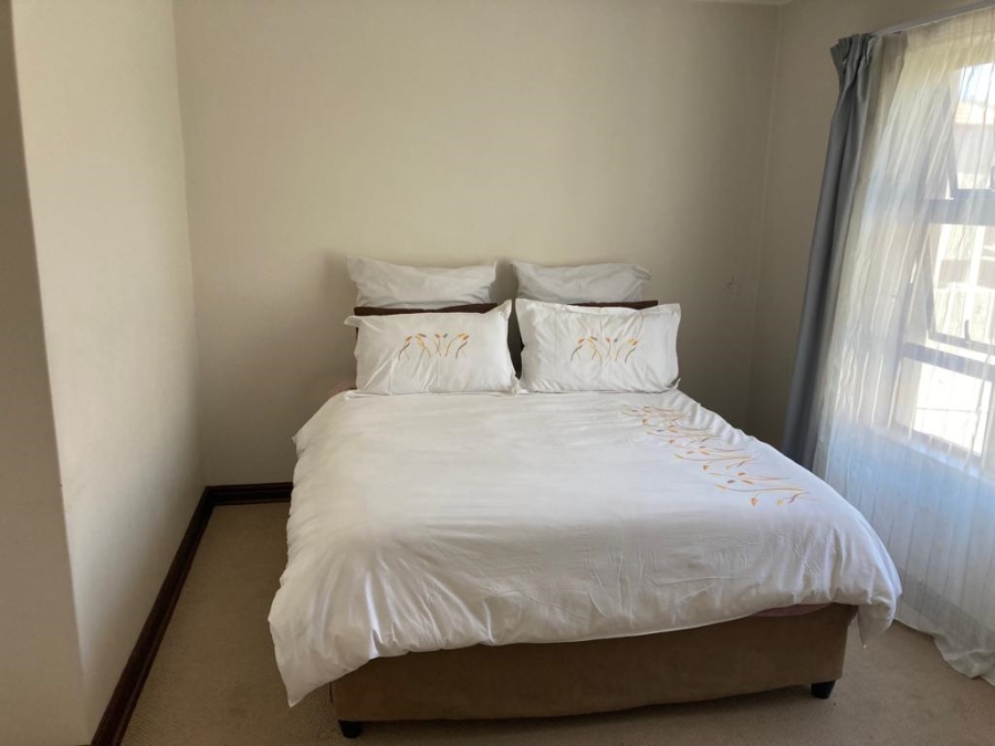 To Let 3 Bedroom Property for Rent in Equestria Gauteng