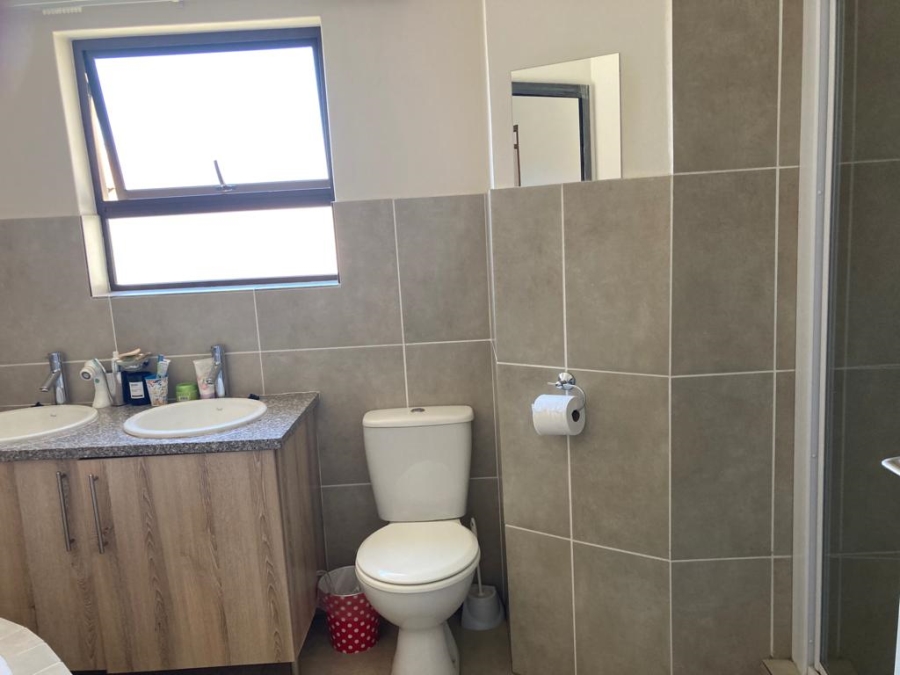 To Let 3 Bedroom Property for Rent in Equestria Gauteng