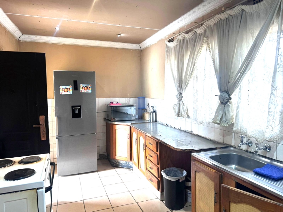 3 Bedroom Property for Sale in Klippoortjie Gauteng