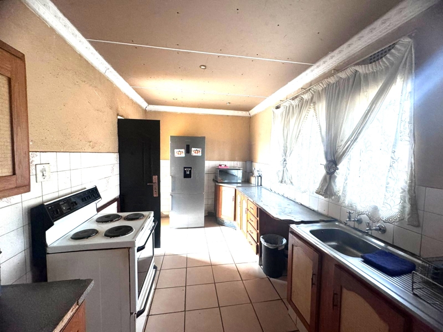 3 Bedroom Property for Sale in Klippoortjie Gauteng