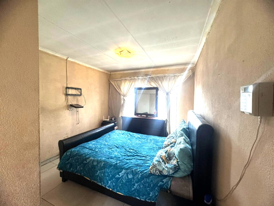 3 Bedroom Property for Sale in Klippoortjie Gauteng