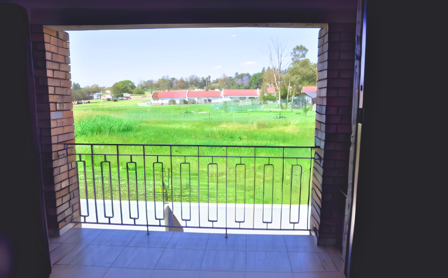 To Let 2 Bedroom Property for Rent in Noordwyk Gauteng