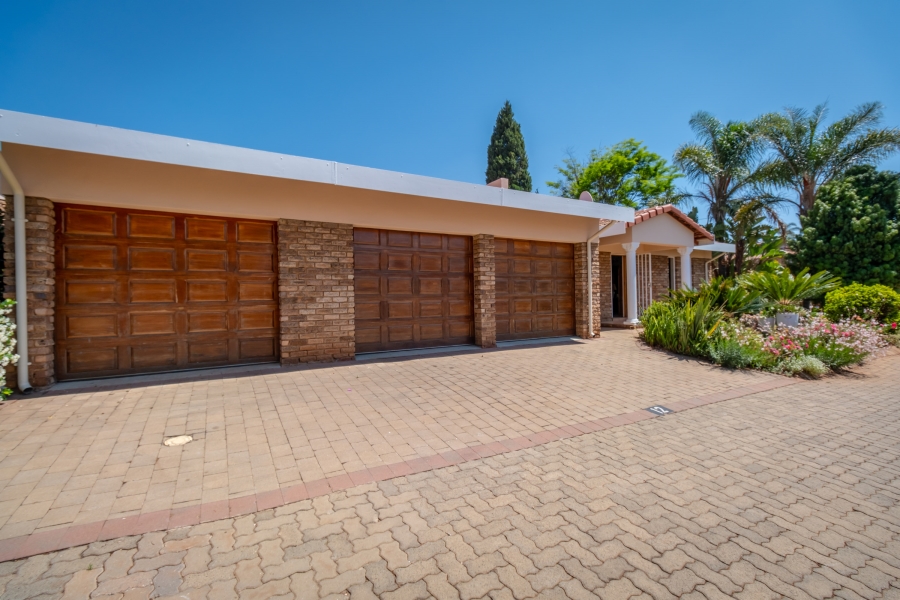 3 Bedroom Property for Sale in Noordheuwel Gauteng